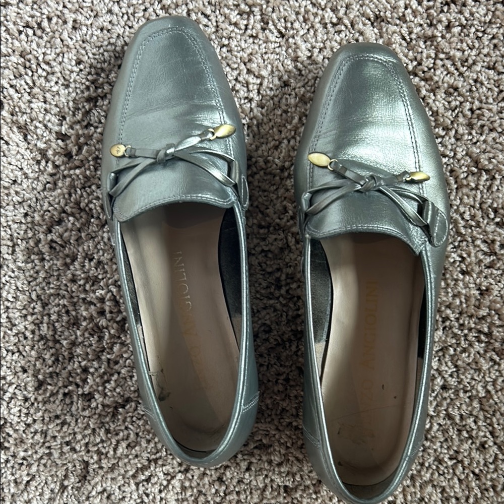 Antonio Melani Silver Loafers with Bow Accent